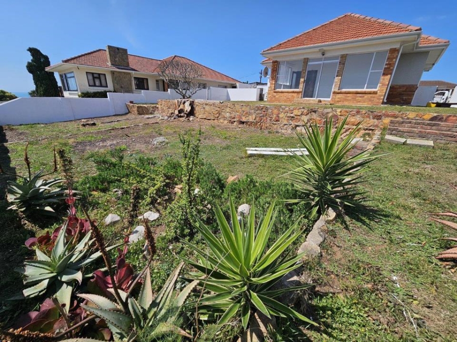 To Let 3 Bedroom Property for Rent in Mount Croix Eastern Cape